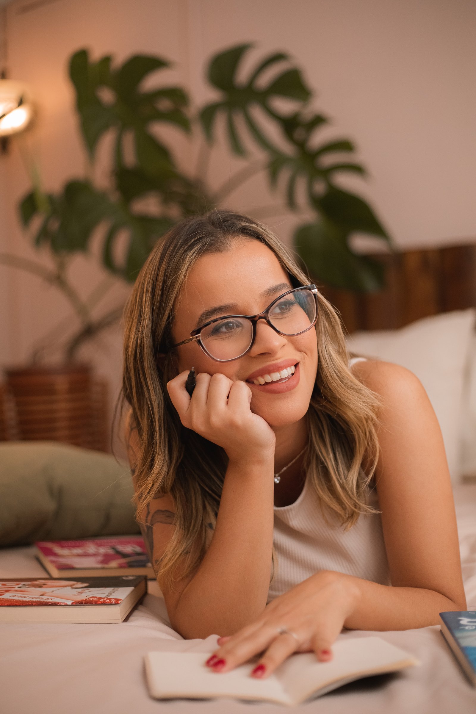  autora Olivia Uviplais